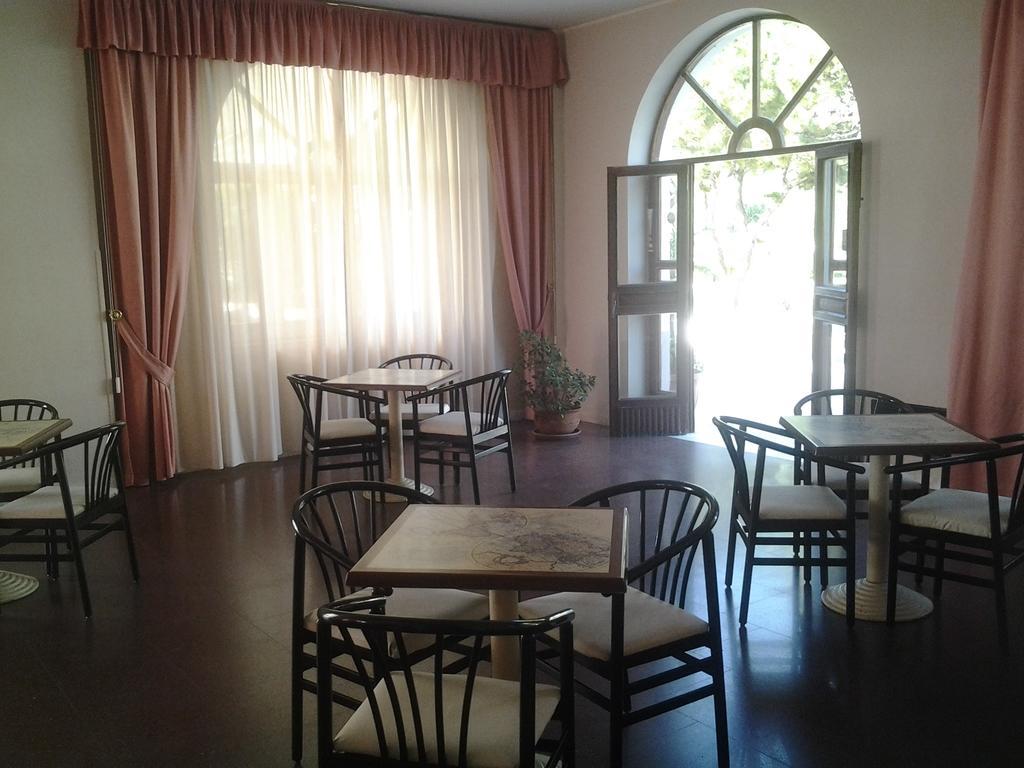 Hotel Sud ฟุสกัลโด ภายนอก รูปภาพ